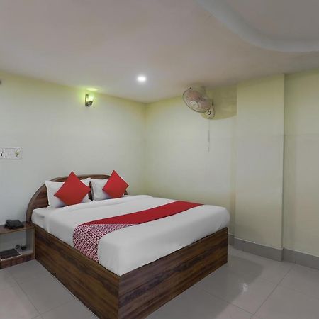 Oyo 70146 S S P Guest House Varanasi Eksteriør billede